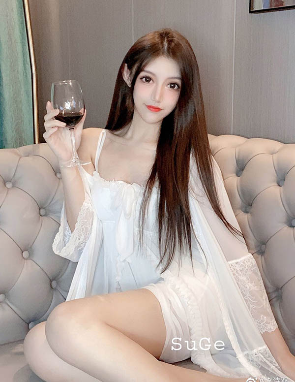 多伦多伴游大学生